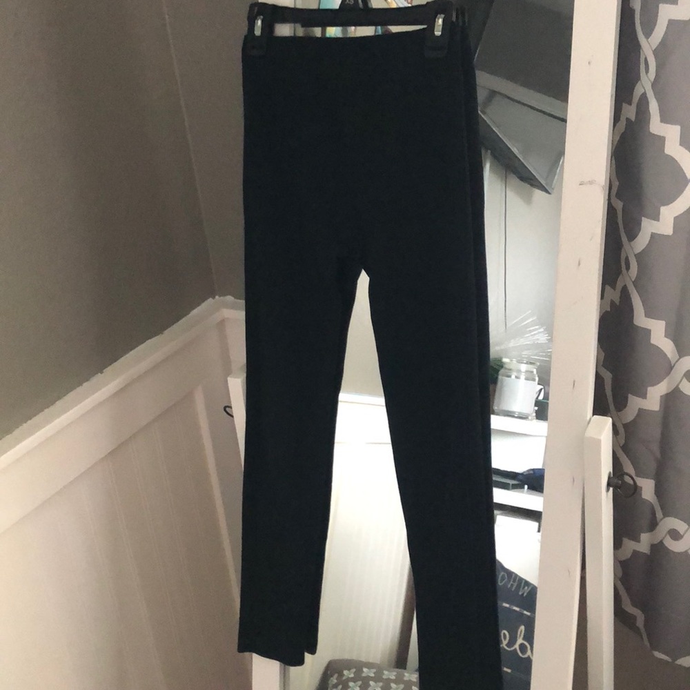 Black leggings